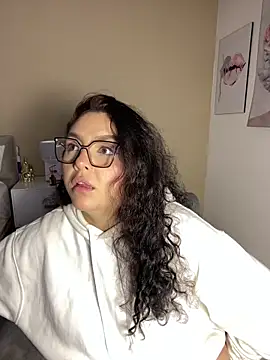 AlmaraRouge online show from June 2026 02:53:01 AM