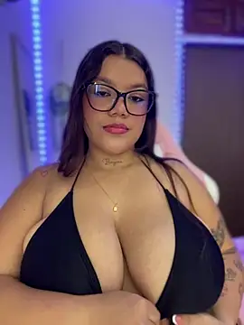 Snapshot of michellesexxxy3 chatting on July 2026 03:12:02 AM michellesexxxy3 online show from July 2026 03:12:02 AM
