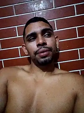Snapshot of hugoafricano chatting on March 2026 12:14:01 AM hugoafricano online show from March 2026 12:14:01 AM