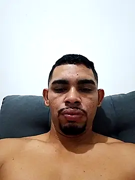 Snapshot of hugoafricano chatting on March 2026 10:42:01 AM hugoafricano online show from March 2026 10:42:01 AM