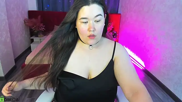Snapshot of Miss_Triss chatting on June 2026 09:21:02 AM Miss Triss online show from June 2026 09:21:02 AM
