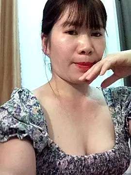 Bondgirl 9 online show from May 2026 03:41:02 PM