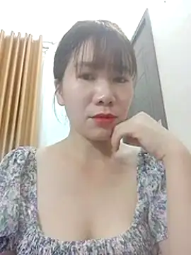 Bondgirl 9 online show from May 2026 04:15:01 PM