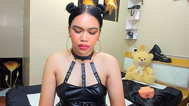 hugecelestina online show from April 2026 04:07:01 AM