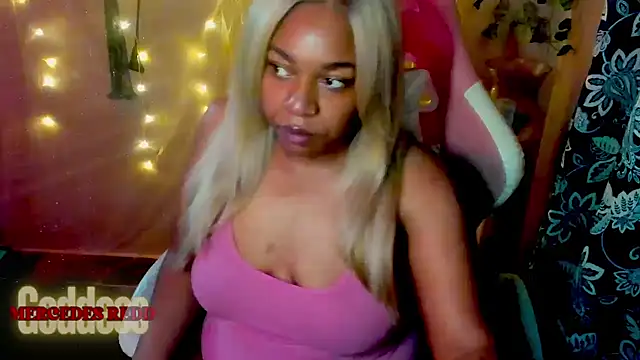 Goddess MercedesRedd online show from June 2026 02:32:01 PM