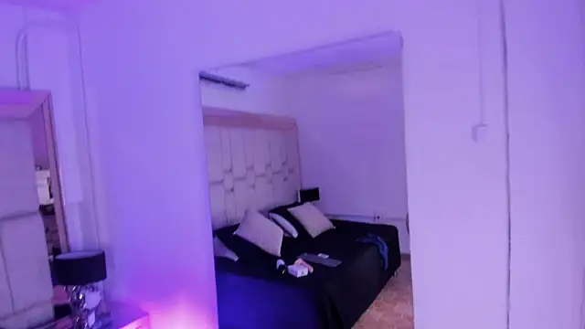 FoxxxyPink online show from March 2026 07:53:02 PM