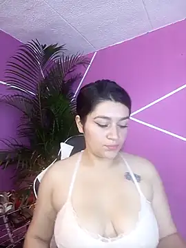 sckarlet1 online show from April 2026 06:25:02 PM