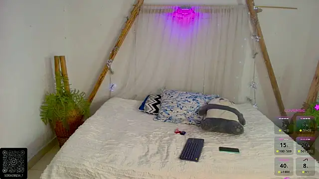 marianafoxx  online show from March 2026 01:39:01 PM