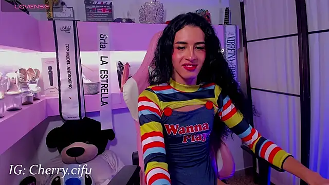 CherrySeraphine1 online show from April 2026 06:41:01 AM