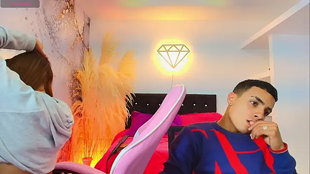 Ariatna Andy online show from April 2026 08:46:02 PM