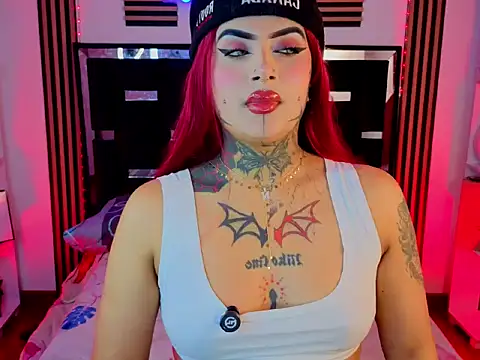 Snapshot of LauriInk1 chatting on March 2026 11:53:02 PM LauriInk1 online show from March 2026 11:53:02 PM