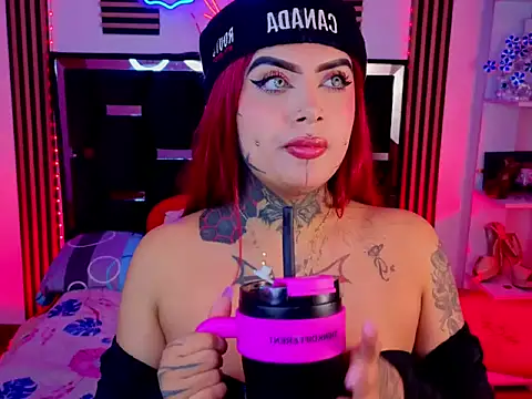 Snapshot of LauriInk1 chatting on March 2026 03:01:01 AM LauriInk1 online show from March 2026 03:01:01 AM