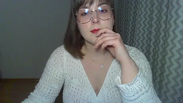 Snapshot of ClaraHard chatting on March 2026 05:39:01 PM ClaraHard online show from March 2026 05:39:01 PM