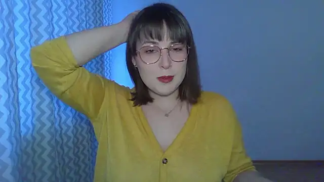 Snapshot of ClaraHard chatting on April 2026 04:22:01 PM ClaraHard online show from April 2026 04:22:01 PM