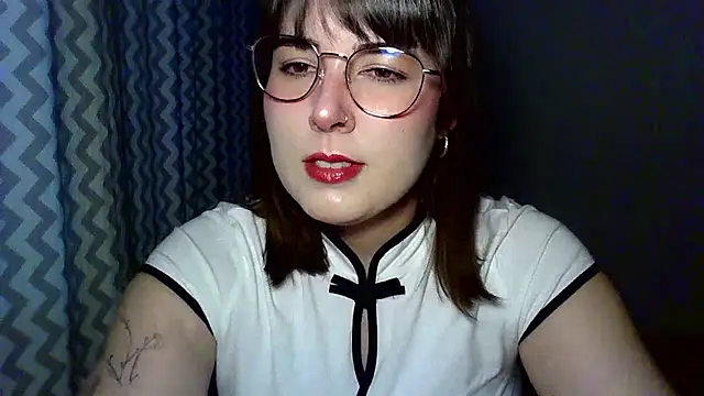 ClaraHard online show from July 2026 05:50:01 PM
