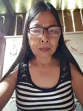 Snapshot of Sky-rain98 chatting on May 2026 04:29:02 AM Sky-rain98 online show from May 2026 04:29:02 AM