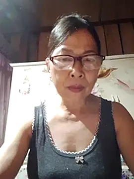 Snapshot of Sky-rain98 chatting on June 2026 06:54:01 PM Sky-rain98 online show from June 2026 06:54:01 PM