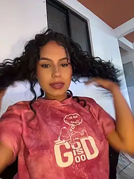 Snapshot of AmeliaAndersson chatting on April 2026 12:10:01 PM AmeliaAndersson online show from April 2026 12:10:01 PM