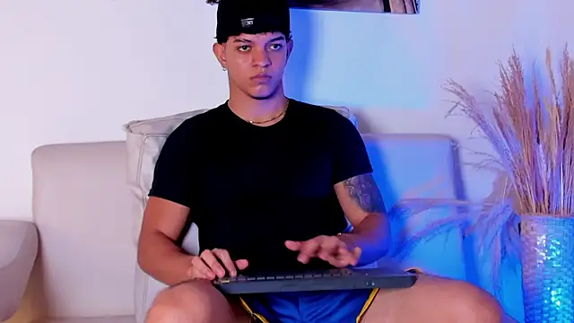 Noah brown 2 online show from April 2026 11:31:02 PM