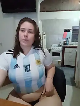 Snapshot of beluve_l chatting on July 2026 09:05:02 PM beluve l online show from July 2026 09:05:02 PM