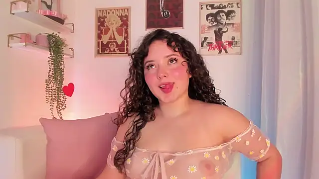 Snapshot of Ally_belle chatting on May 2026 11:03:01 PM Ally belle online show from May 2026 11:03:01 PM