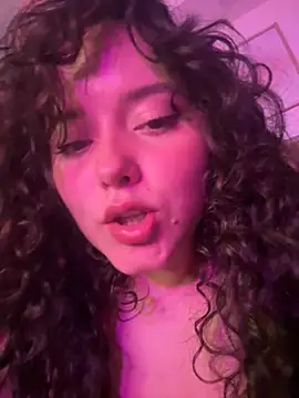 Snapshot of Ally_belle chatting on June 2026 01:15:02 AM Ally belle online show from June 2026 01:15:02 AM