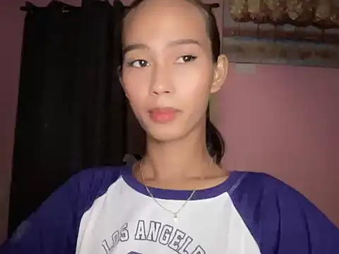 Snapshot of Sunkissed_seductress chatting on July 2026 06:03:02 PM Sunkissed seductress online show from July 2026 06:03:02 PM