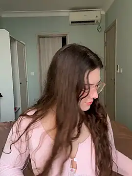 KristieKitty online show from July 2026 09:05:01 AM