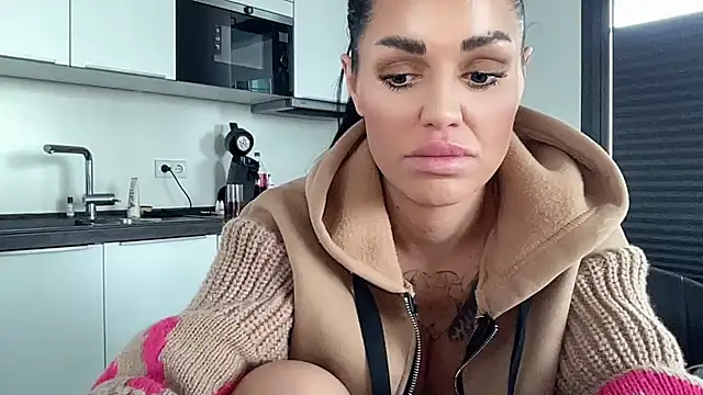 Snapshot of AMBER_HARD chatting on March 2026 10:29:01 AM AMBER HARD online show from March 2026 10:29:01 AM