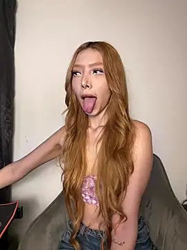 Suki 3 online show from May 2026 01:25:02 AM