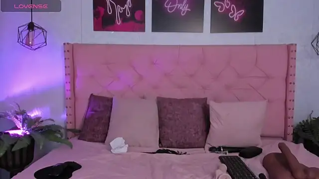 mia  star1 online show from April 2026 07:58:02 PM