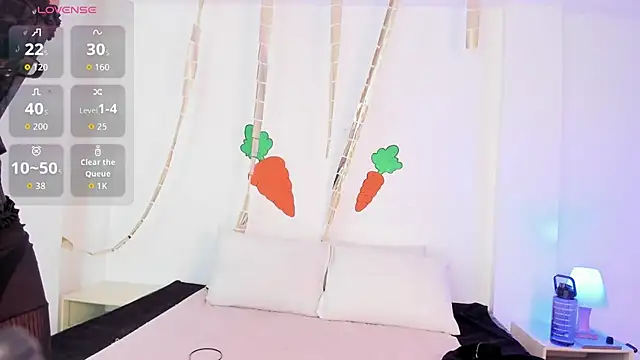 Snapshot of Eve-01 chatting on April 2026 07:23:02 PM Eve-01 online show from April 2026 07:23:02 PM