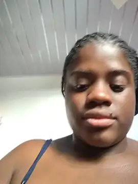 YourLiaa  online show from May 2026 08:04:02 PM