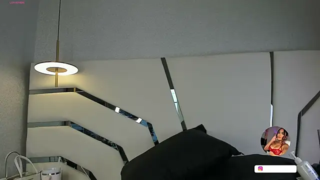 Kendall  evanss online show from March 2026 07:57:01 PM