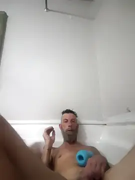 Hootie421 online show from March 2026 03:30:02 AM