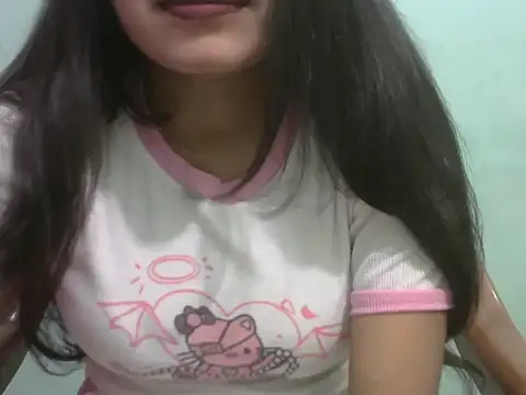 Lovely-Pandey online show from April 2026 06:03:01 AM