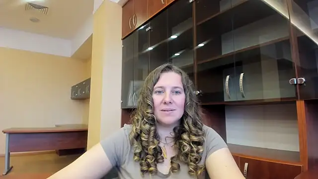 Nionelly online show from April 2026 10:35:02 AM