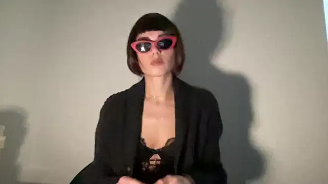 Snapshot of SlowVenomXX chatting on March 2026 12:42:02 PM SlowVenomXX online show from March 2026 12:42:02 PM