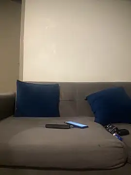 Snapshot of Extra_BBC chatting on April 2026 03:39:01 AM Extra BBC online show from April 2026 03:39:01 AM