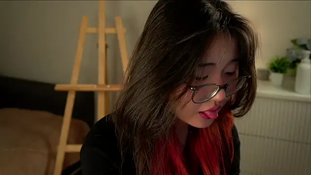 NelleMihalko online show from March 2026 01:16:02 PM