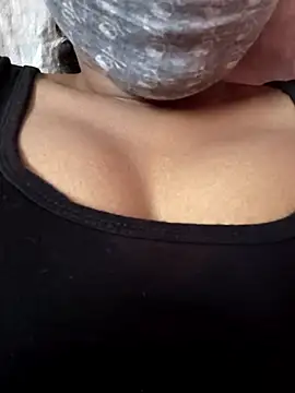 Snapshot of Horny_Natasa_ chatting on March 2026 04:57:02 PM Horny Natasa online show from March 2026 04:57:02 PM