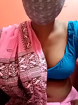 Snapshot of Horny_Natasa_ chatting on April 2026 06:00:02 AM Horny Natasa online show from April 2026 06:00:02 AM