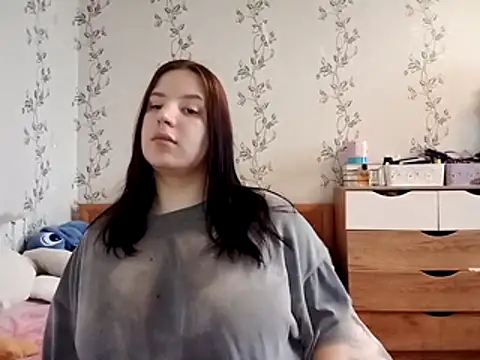 symmetryinvoid online show from April 2026 05:49:01 AM