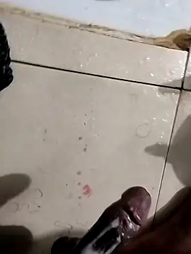 ishan Singh1 online show from April 2026 07:03:02 PM