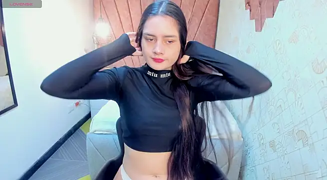 Snapshot of Zoe__Taylor__ chatting on April 2026 11:57:01 AM Zoe Taylor online show from April 2026 11:57:01 AM