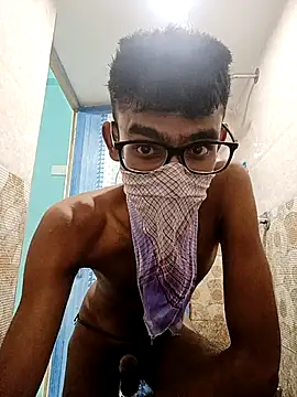 manikanda64 online show from March 2026 05:28:01 PM