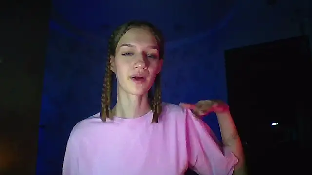Chrissy Joyful online show from May 2026 10:36:01 AM