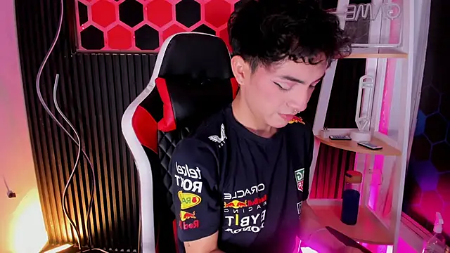 Snapshot of Cristopher_Wild chatting on March 2026 08:47:01 PM Cristopher Wild online show from March 2026 08:47:01 PM