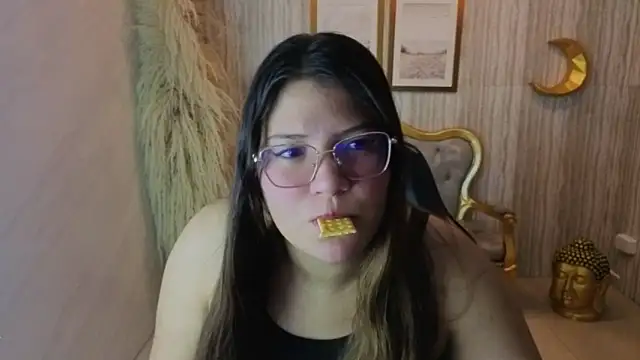 lucero s1 online show from April 2026 12:57:01 PM