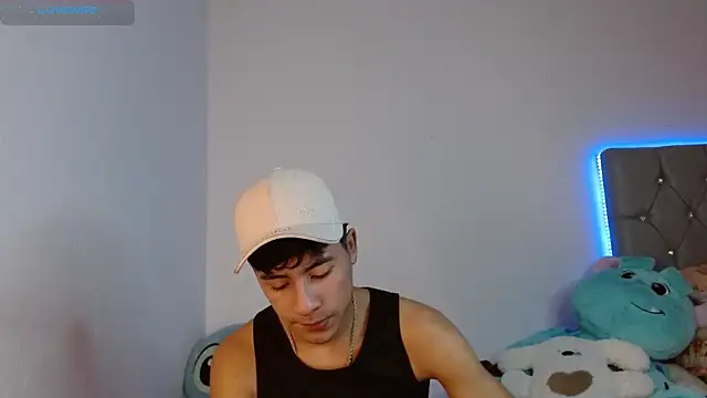 Sebas fire4 online show from March 2026 03:32:01 AM